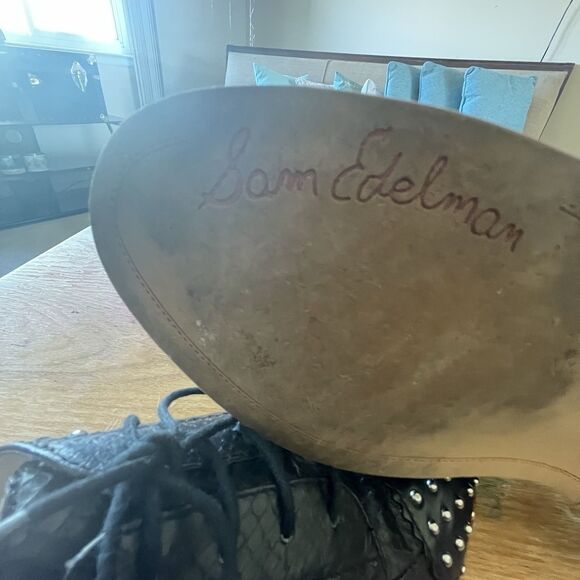 Sam Edelman Loafer Shoes Women’s 7 Black Laser Cut Silver Stud Lace Up Preppy - Picture 11 of 12